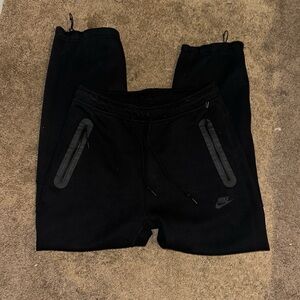 Nike sportswear Tech Fleece men’s medium sweatpants
